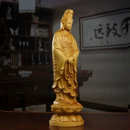 Statuette de Bouddha GuanYin en bois de buis